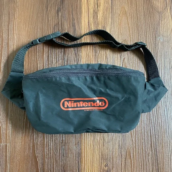 Nintendo RARE vintage original 1988 black red fanny pack fannypack bag pouch - Picture 1 of 7